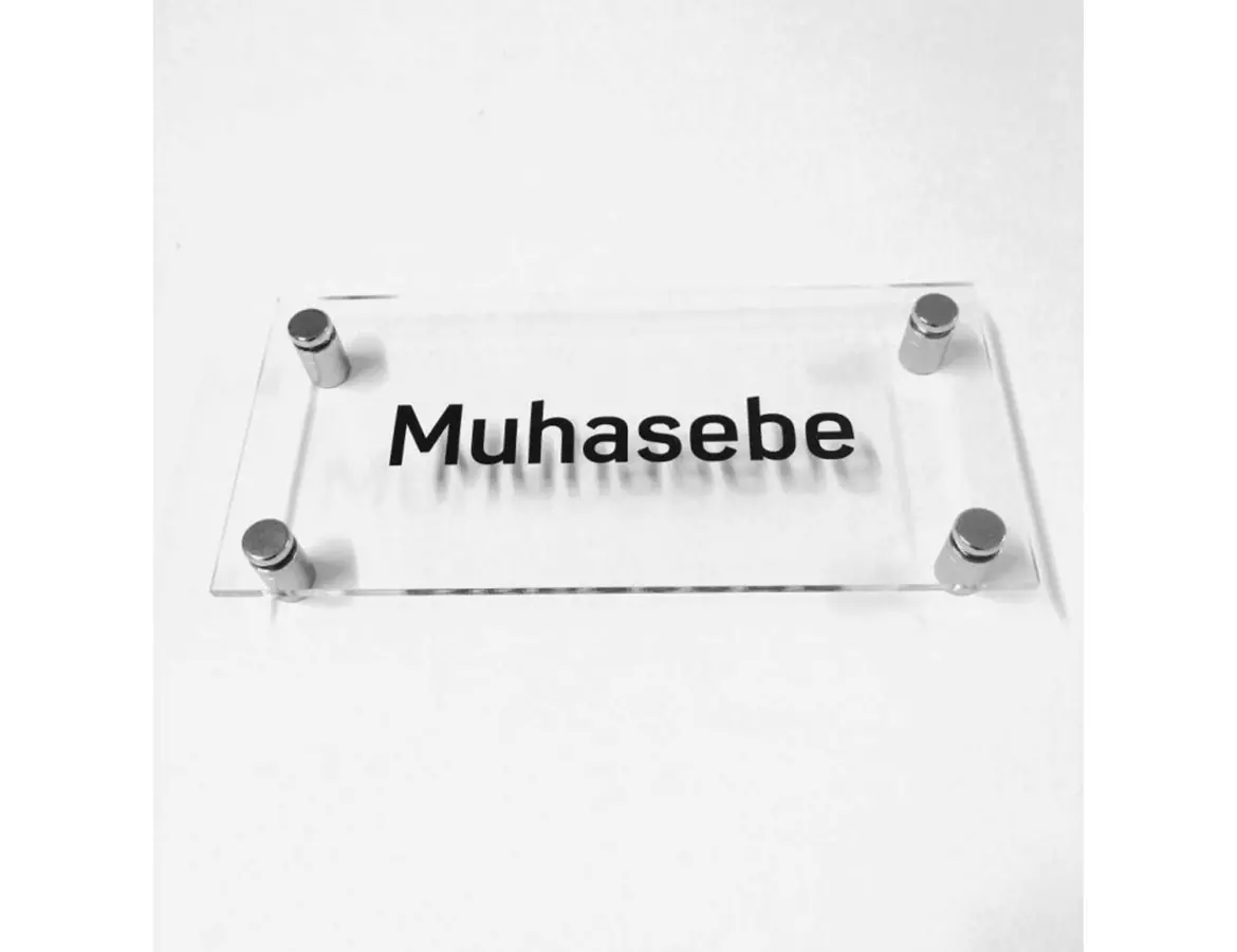 Pleksi Kapı İsimliği